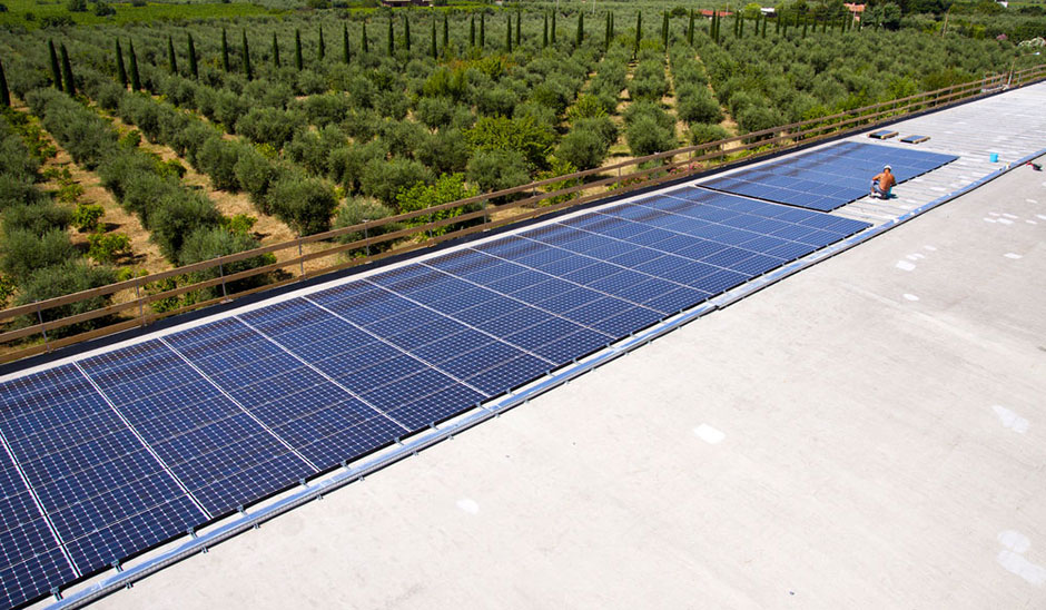 Sistema Fotovoltaico Comercial de Energia Solar Conectado a Rede (10kwp a 100Kwp)